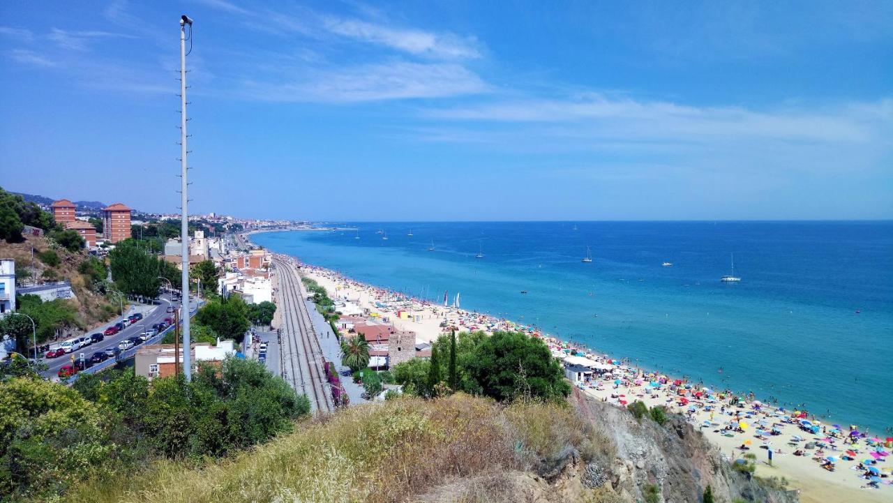 Helena Seaview & Beach-Apartment Montgat Exterior photo